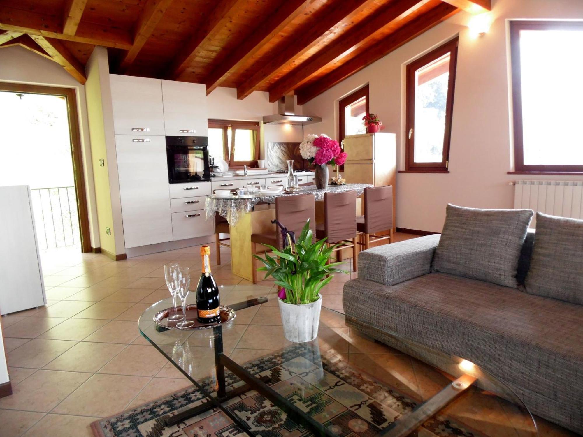 Villa In Pisogne With Pool Garden And Lake View מראה חיצוני תמונה