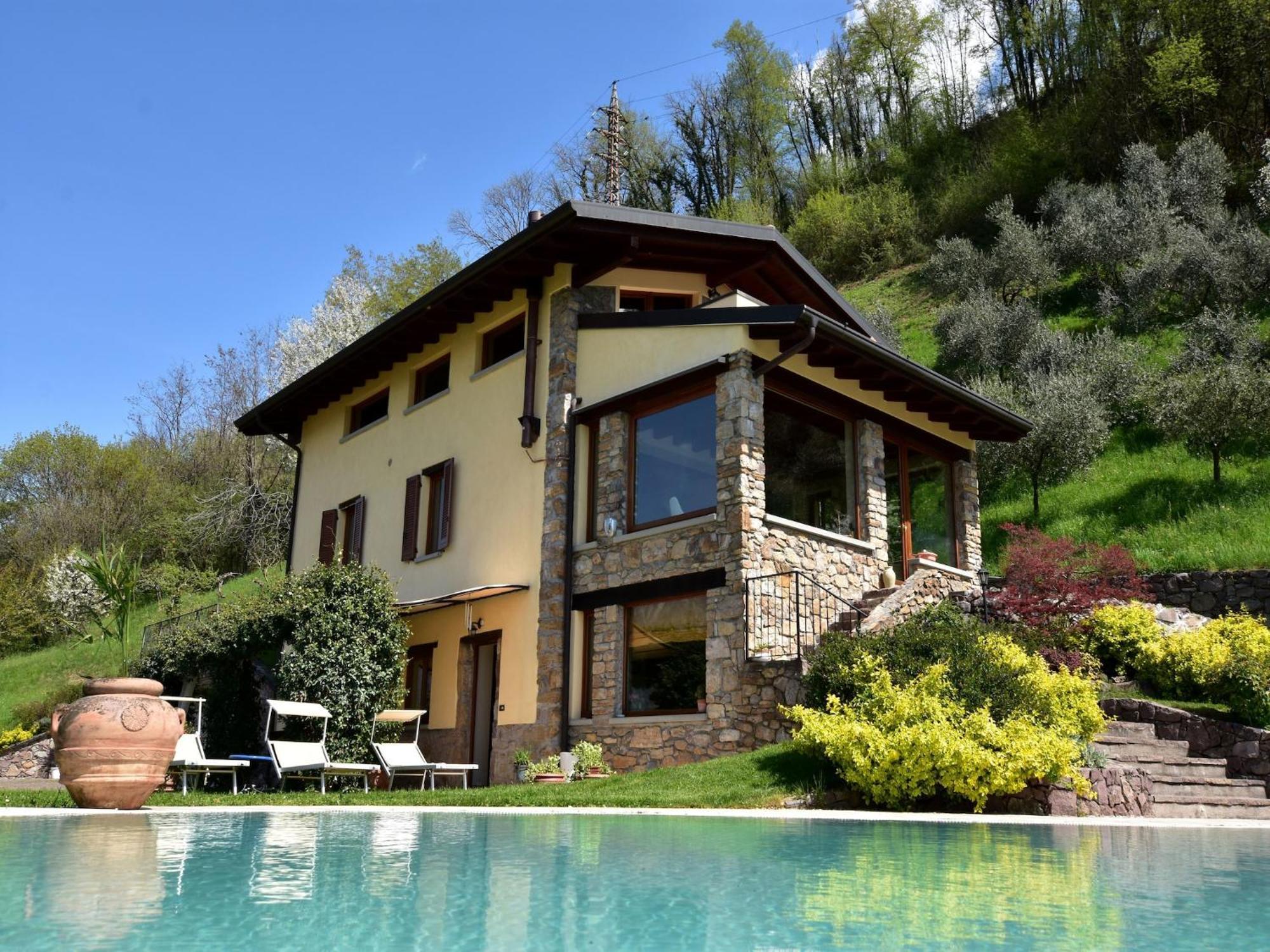 Villa In Pisogne With Pool Garden And Lake View מראה חיצוני תמונה